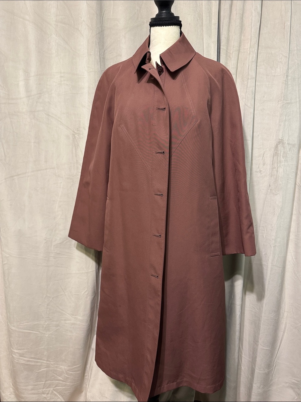 Classic Dusty Rose Single-Breasted Trench Coat